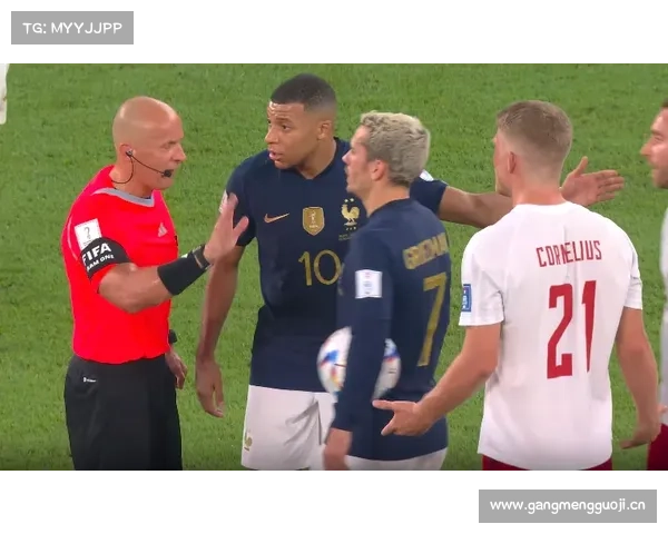 世界杯法国2-1丹麦，姆巴佩下半场梅开二度